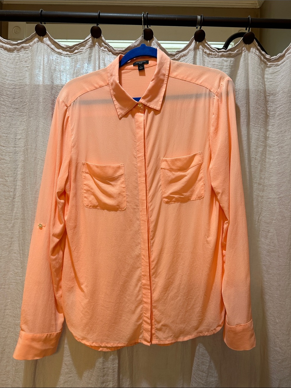 Ann Taylor Peach Long-Sleeve Button-Down Shirt